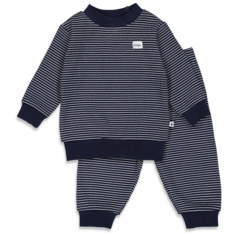 FeetjePyjama