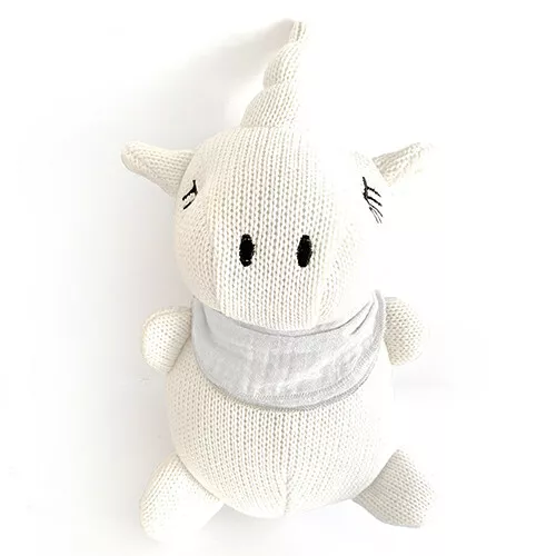 mrs ertha knuffeleenhoorn en rammelaar - pearl - 23 cm