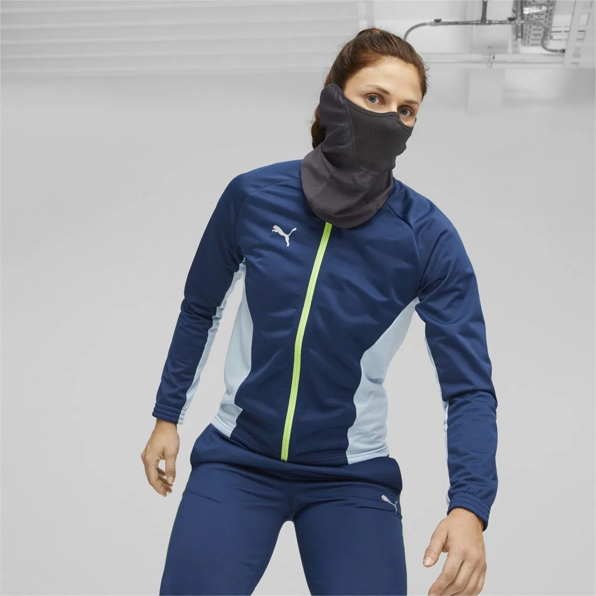 PUMA WINTERIZED FACE MASK HALSWARMER  ZWART