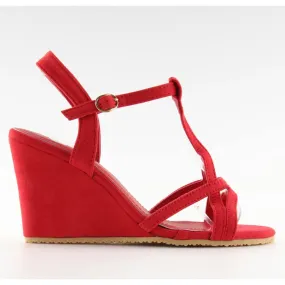 Rode sandalen met sleehak 266-7 rood